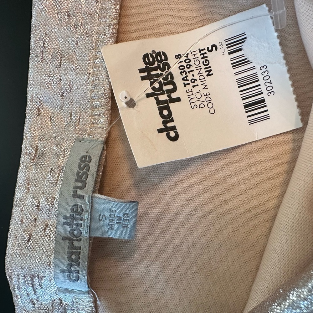 Elegant Silver Ruched Skirt - Picture 3 of 3